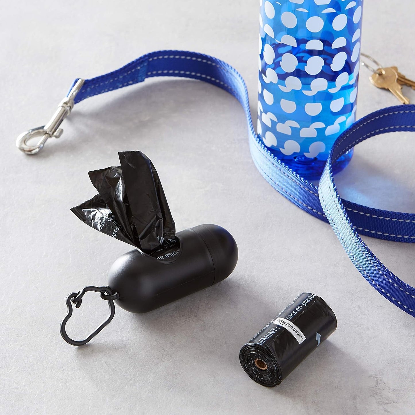 Unscented Standard Dog Waste Bags with Dispenser and Leash Clip, 33.02 x 22.86 cm, Black - 20 Rolls (300 Bags)
